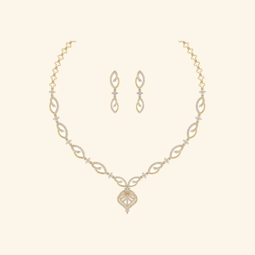 Petal-edge diamond necklace with delicate side detailing.
